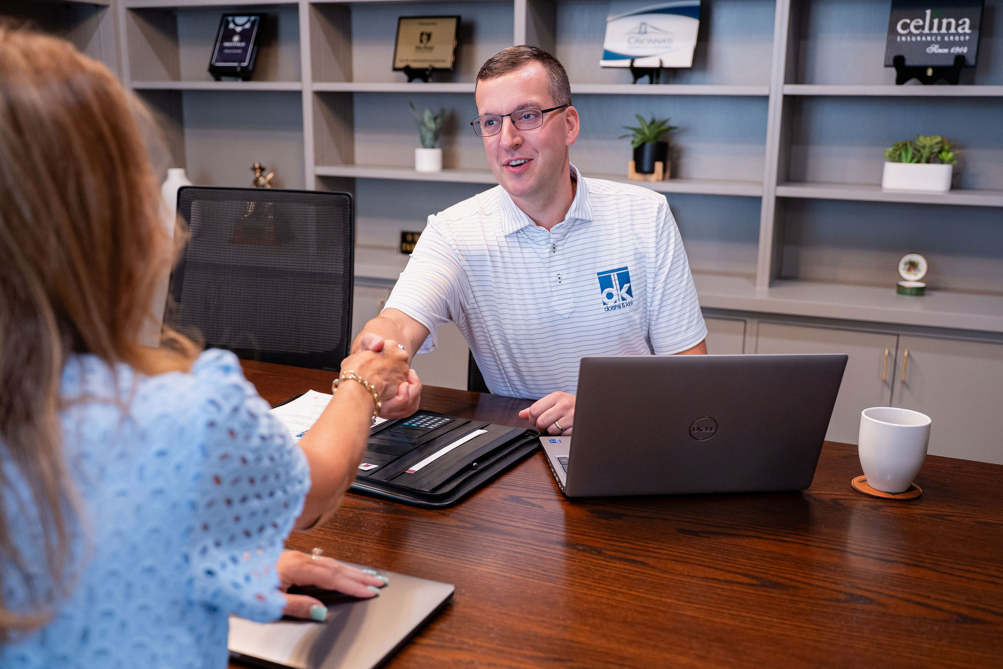 Client meeting with insurance advisor – Dostal & Kirk